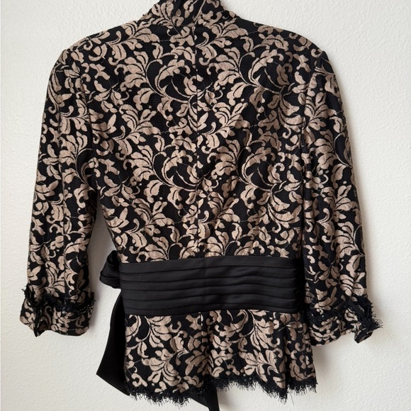Tadashi Collection Wrap Jacket Black Lace Overlay Floral Sequence Beaded Size 6 - Picture 2 of 7